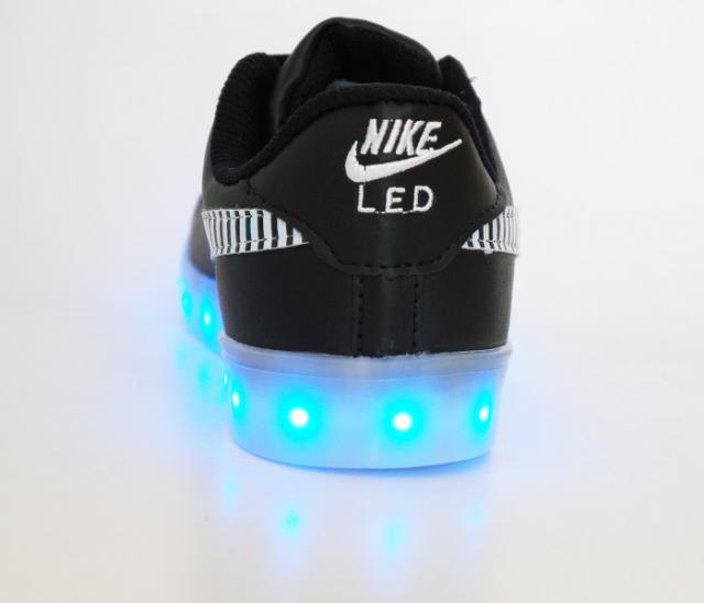 tenis nike com led